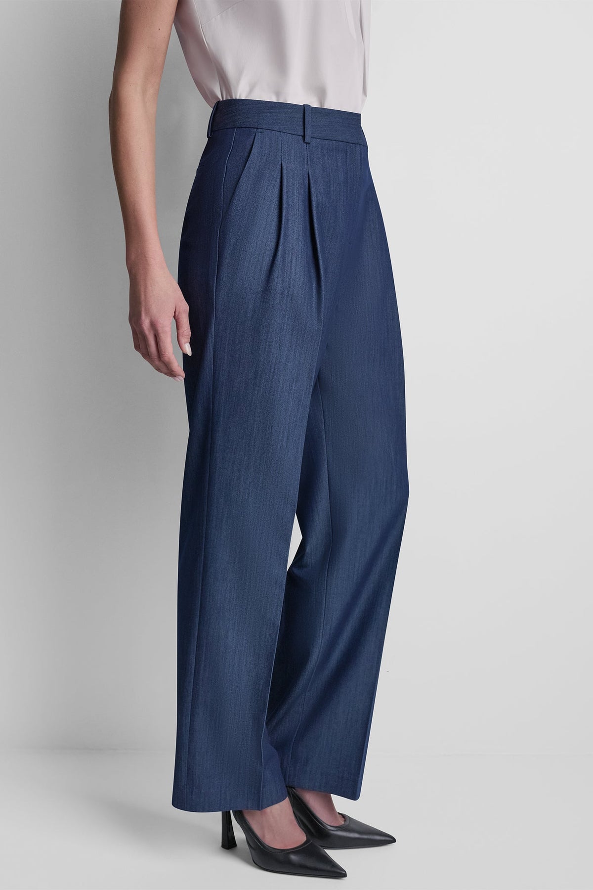 DKNY STRAIGHT LEG TROUSER