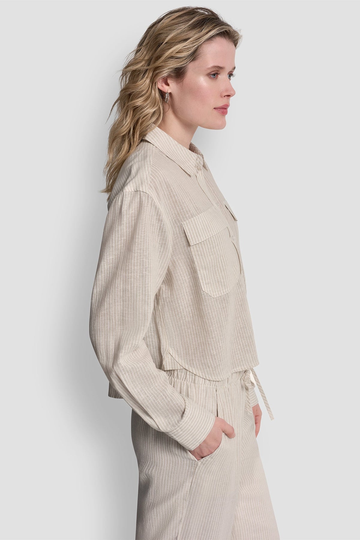 DKNY LINEN-BLEND BUTTON-FRONT SHIRT