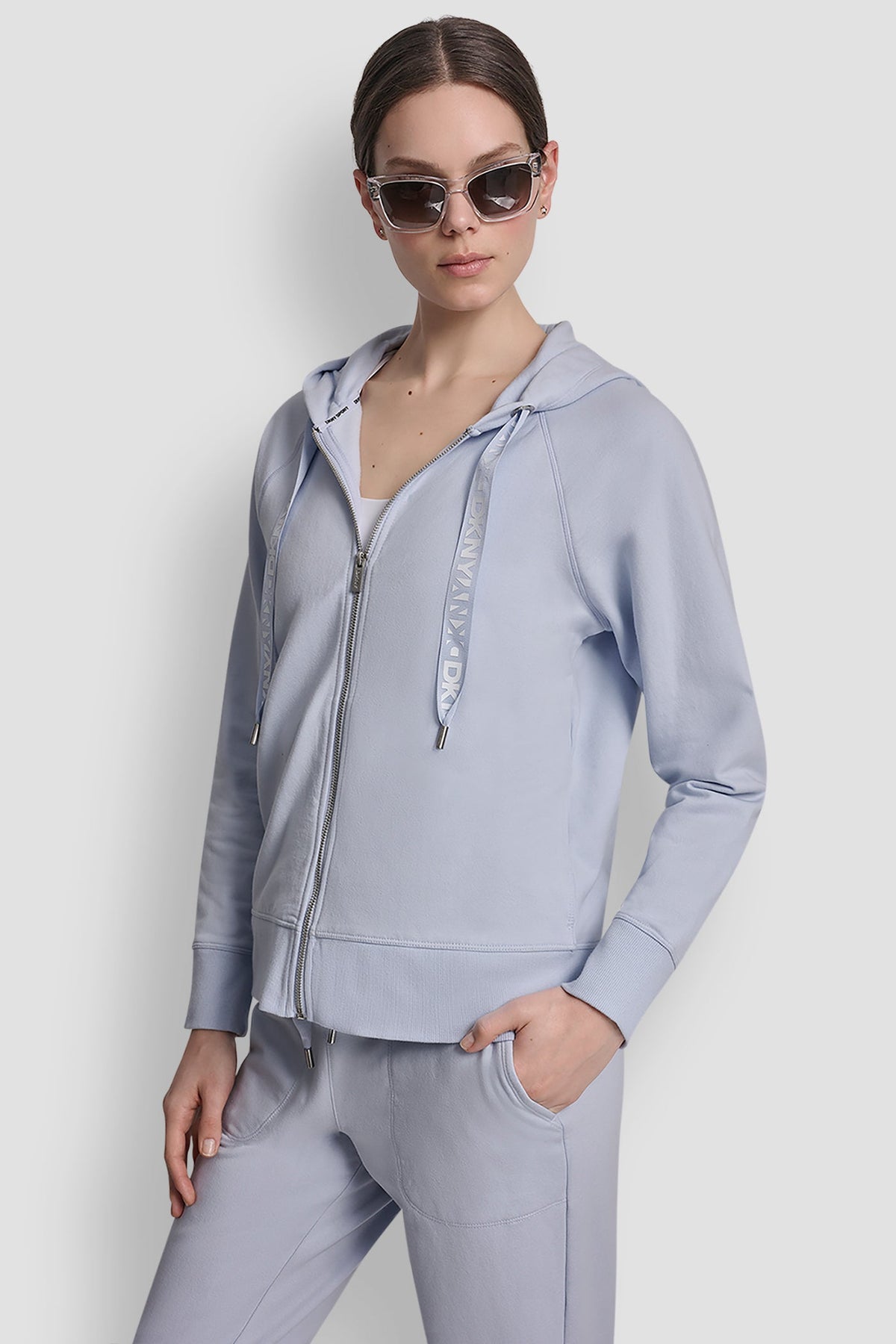 DKNY TWO-TONE LOGO DRAWSTRING HOODIE