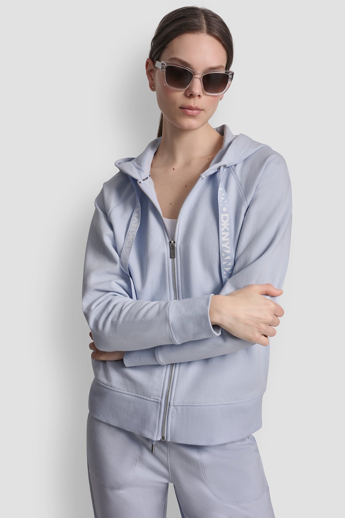 DKNY TWO-TONE LOGO DRAWSTRING HOODIE