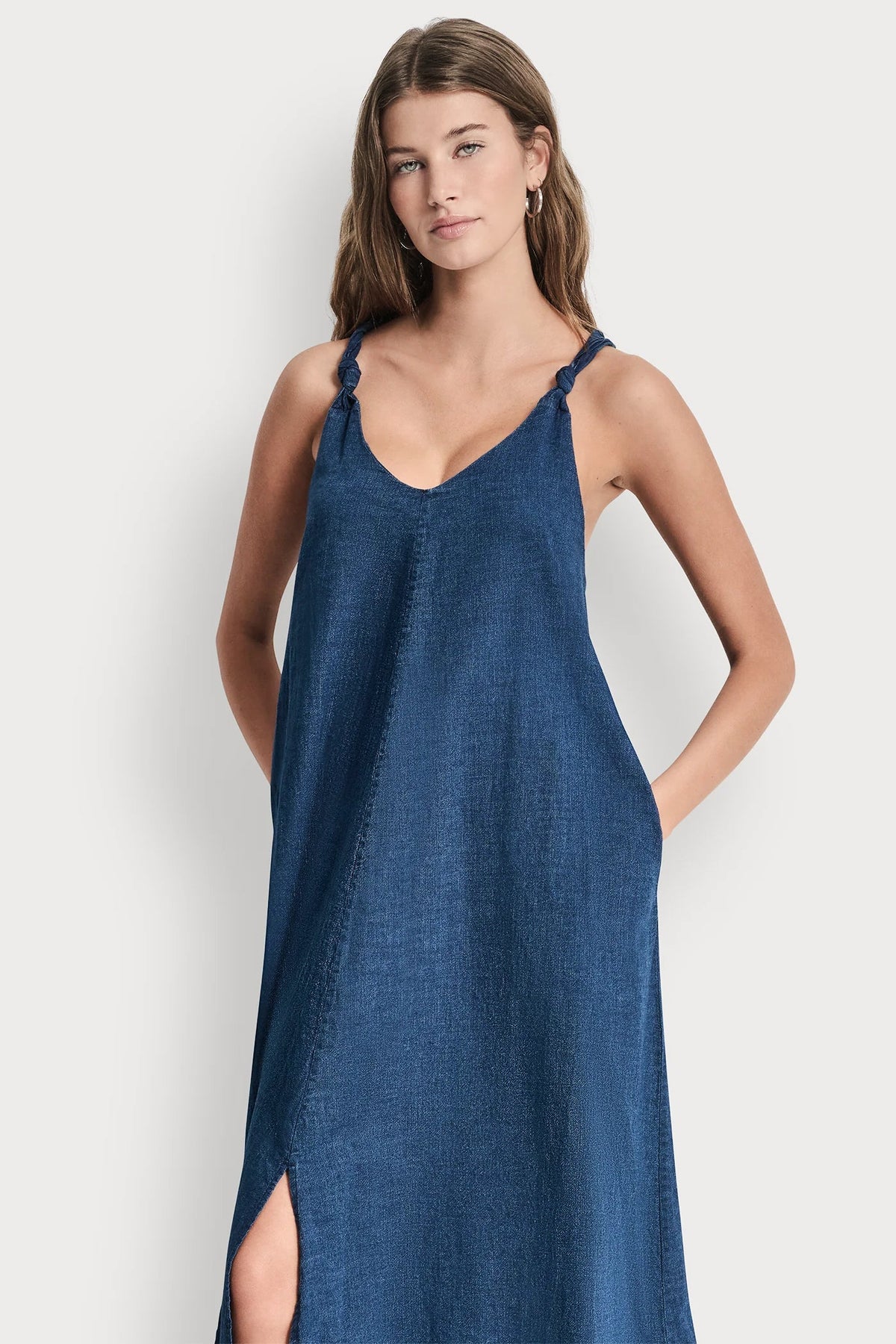 DKNY KNOTTED STRAP V-NECK MAXI DRESS