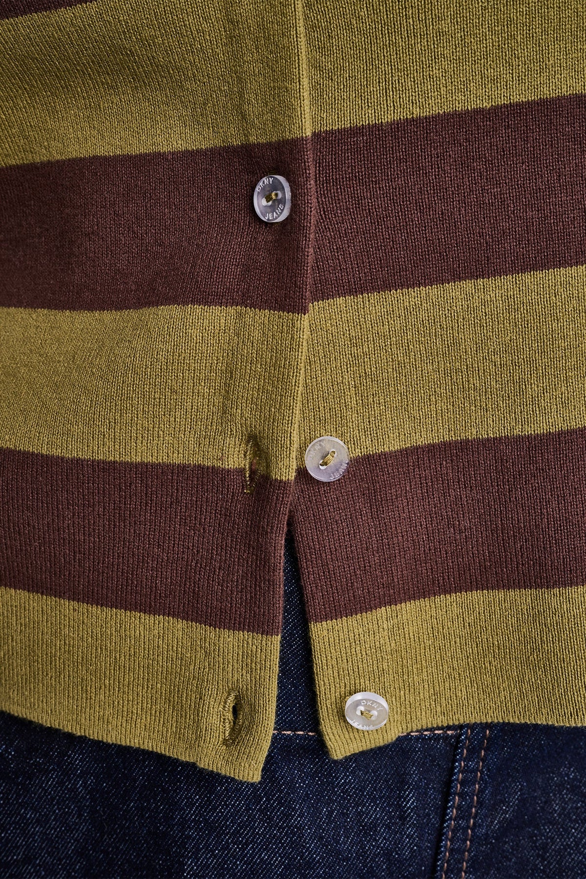 DKNY CROPPED STRIPED CARDIGAN