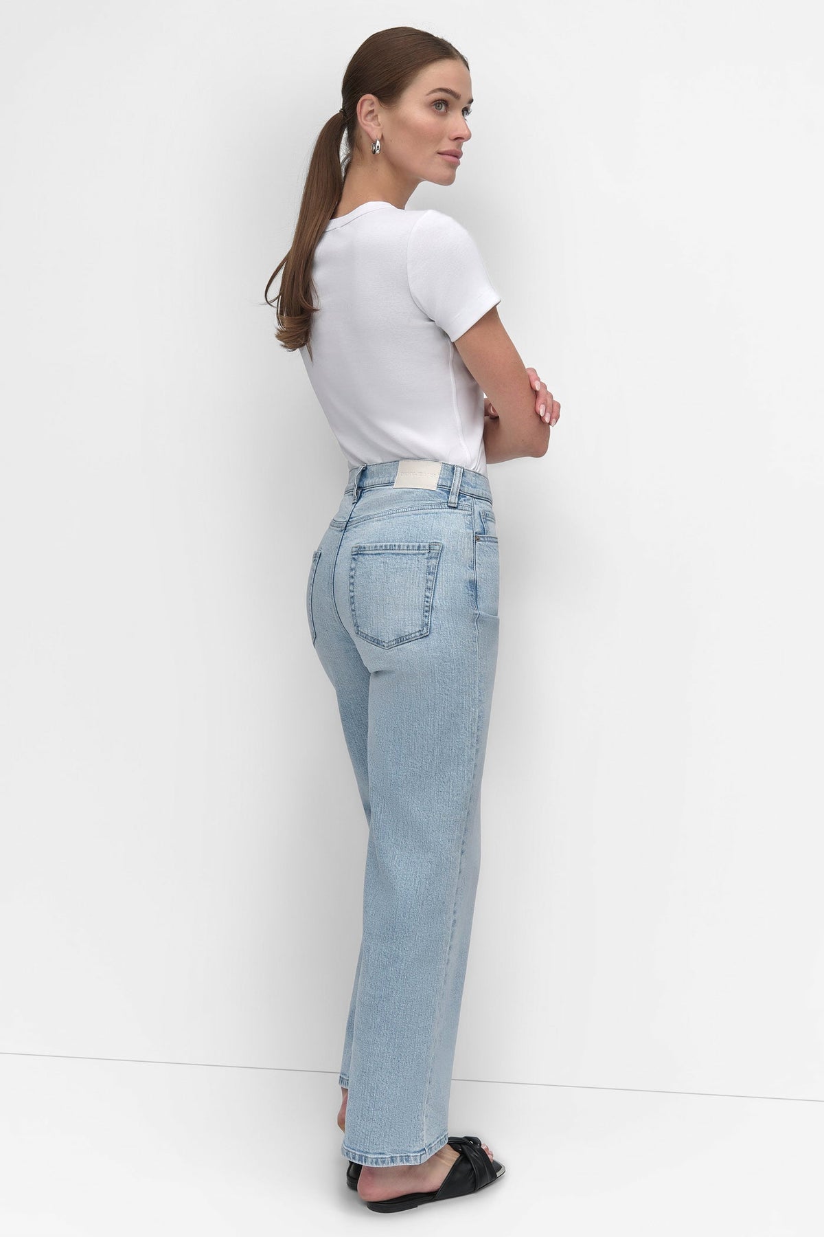 DKNY HIGH-RISE TAILORED WIDE-LEG JEAN