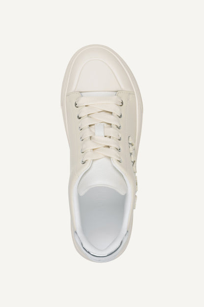 DKNY YORK LACE-UP SNEAKER