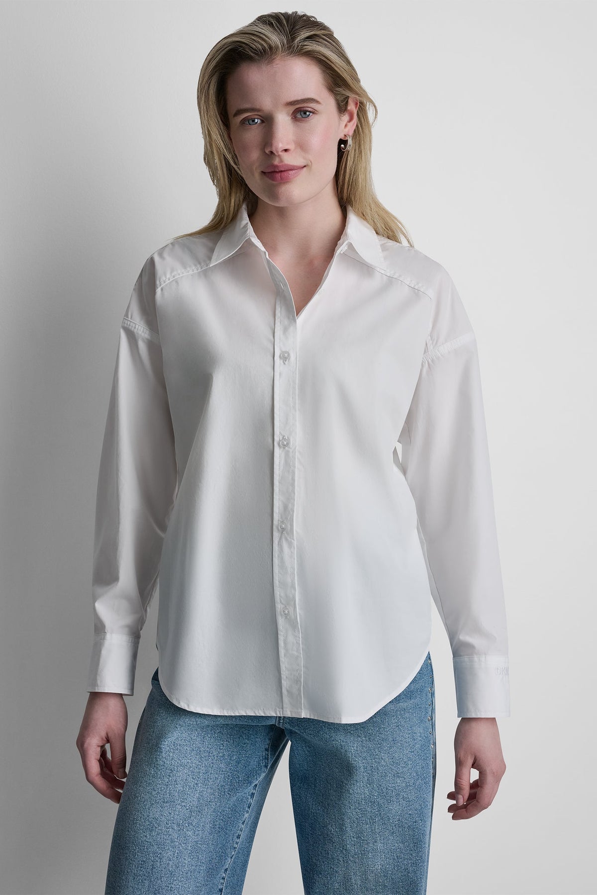 DKNY BUTTON FRONT SHIRT WITH FITTED BACK