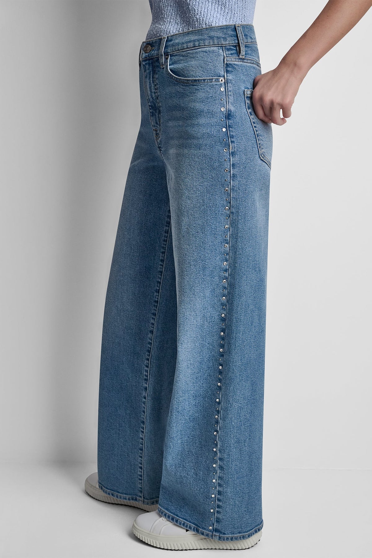 DKNY HIGH-RISE RHINESTONE STUD WIDE LEG
