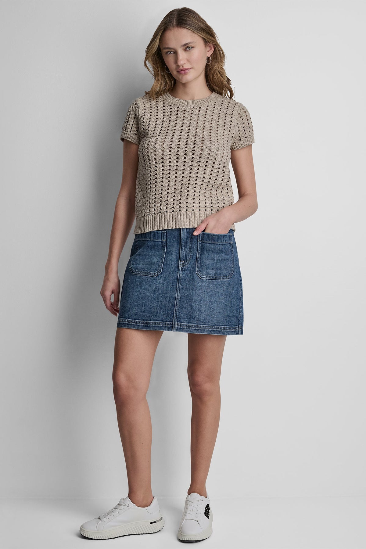 DKNY CHUNKY POINTELLE SHORT SLEEVE SWEATER