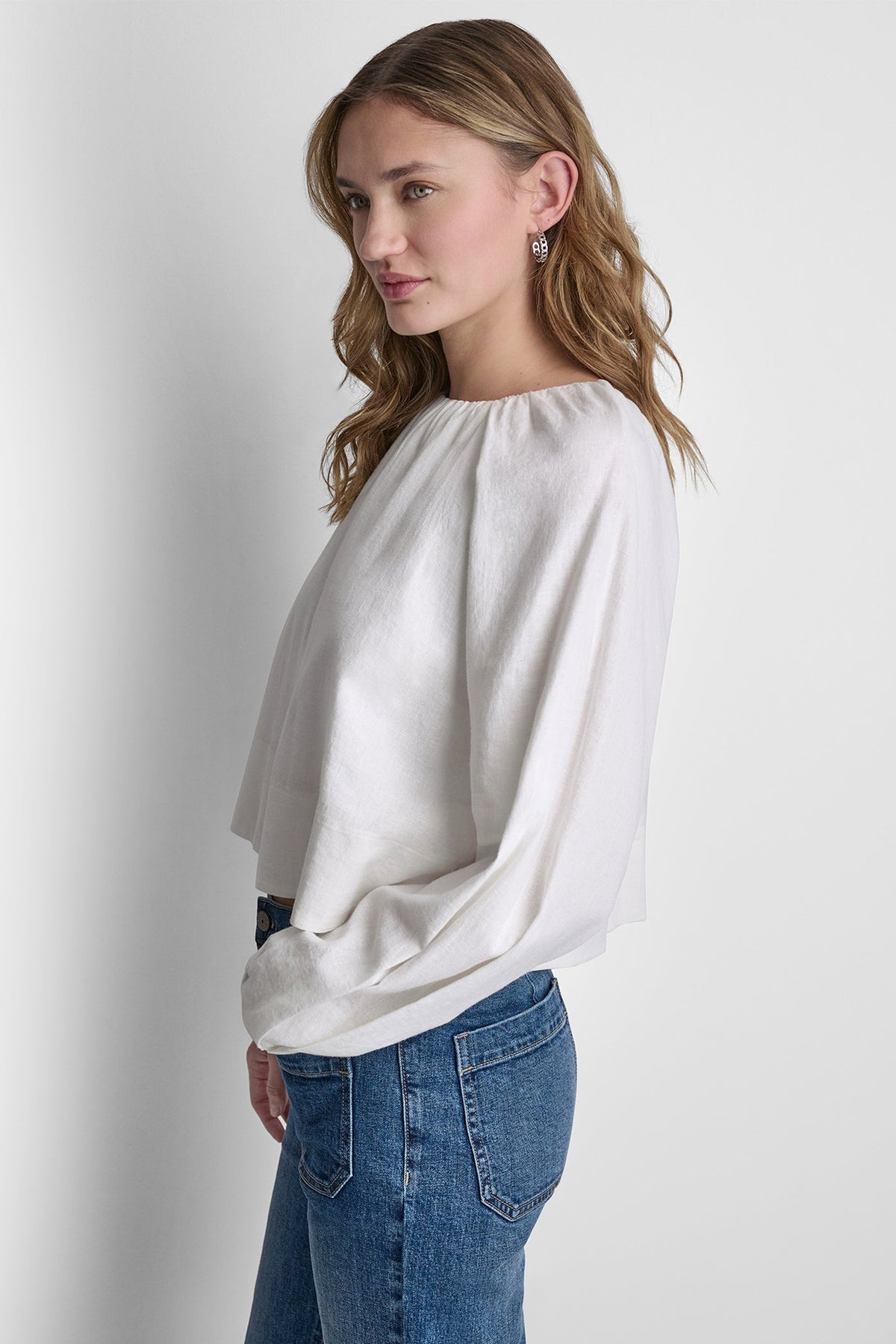 DKNY LINEN-BLEND RAGLAN SLEEVE BLOUSE