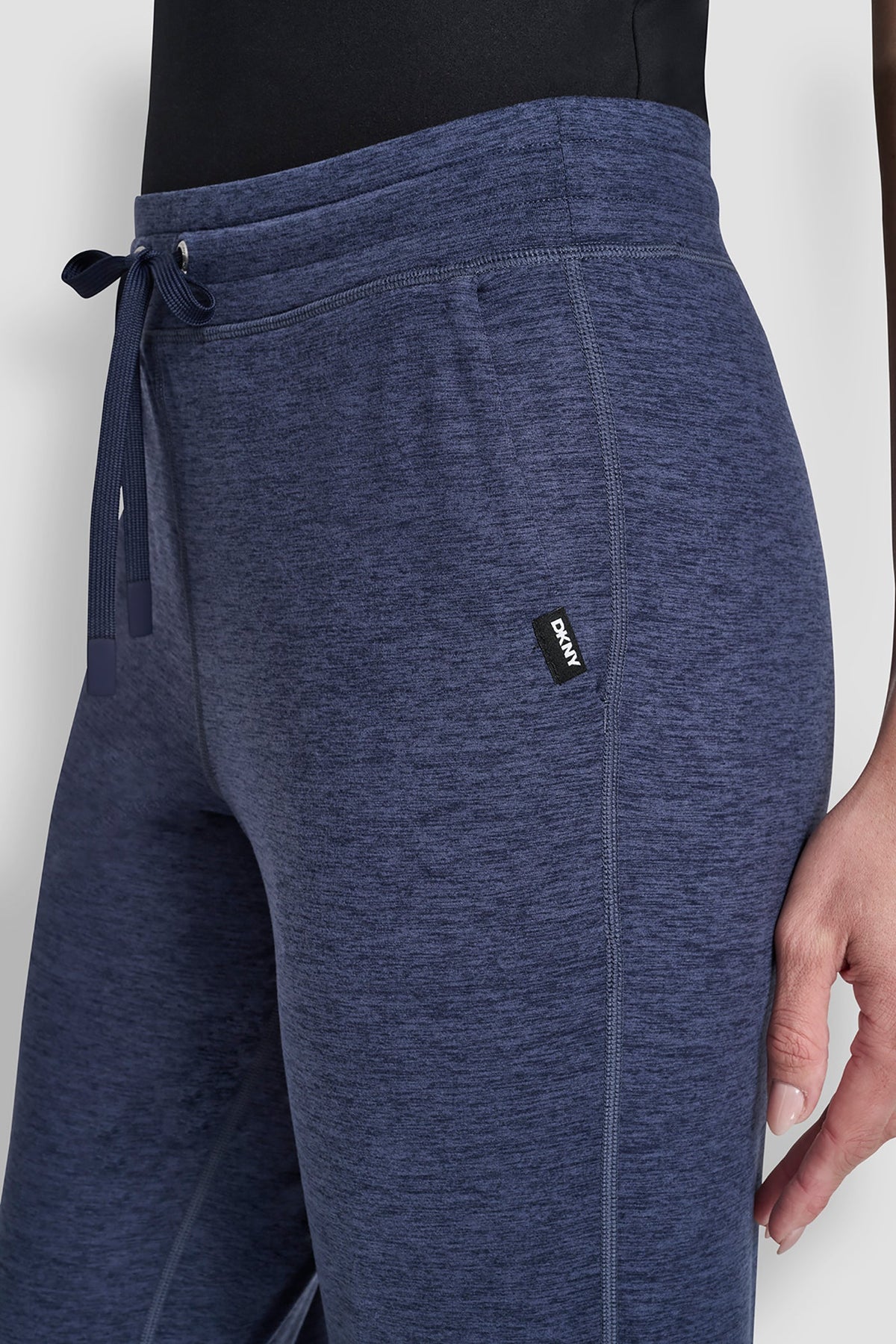 DKNY CROPPED HIGH-RISE SLIM JOGGER