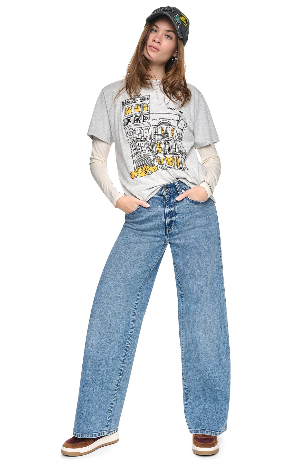 DKNY DOWNTOWN SKETCH TEE