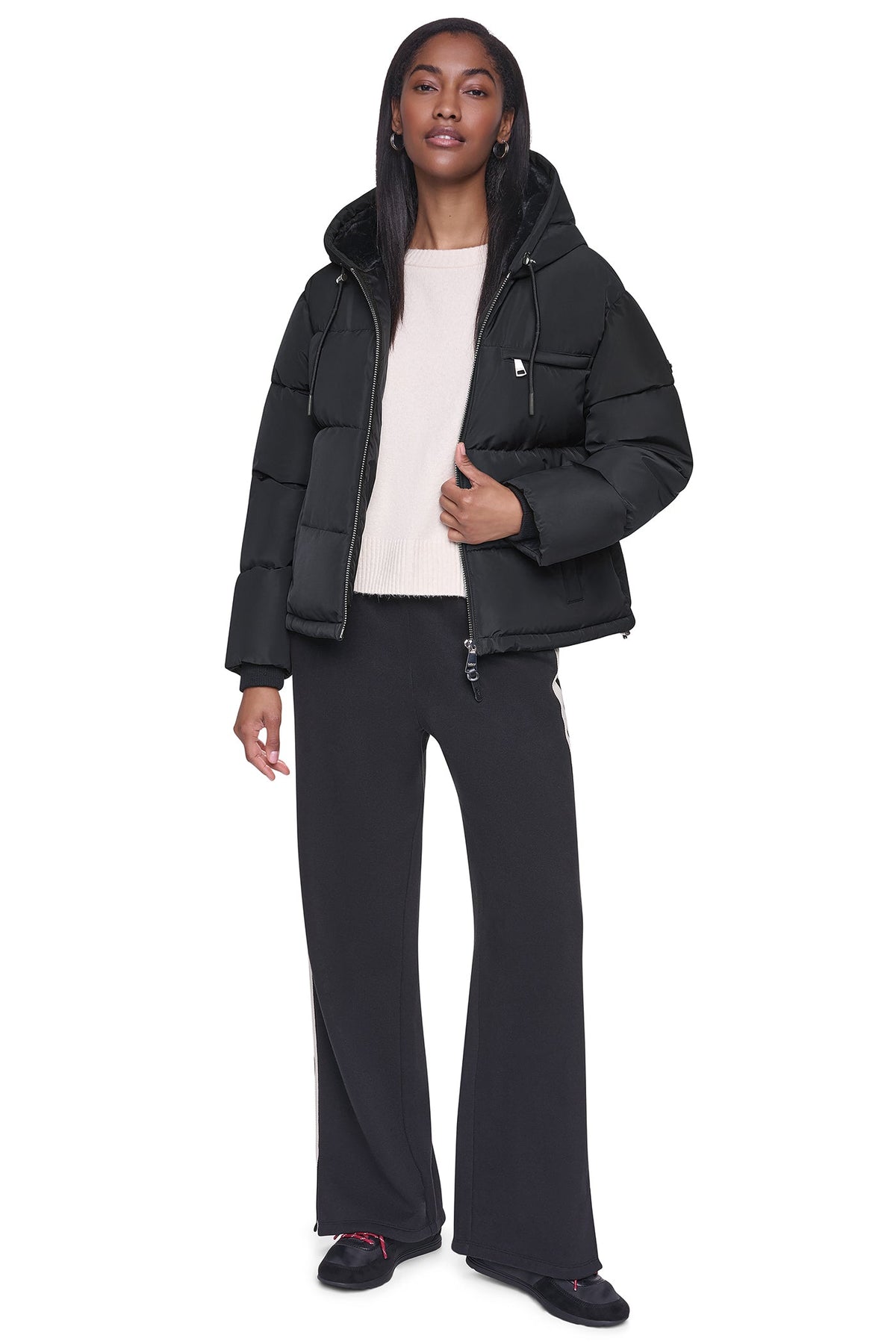 DKNY CONTRAST LINED SHORT HOODED PUFFER