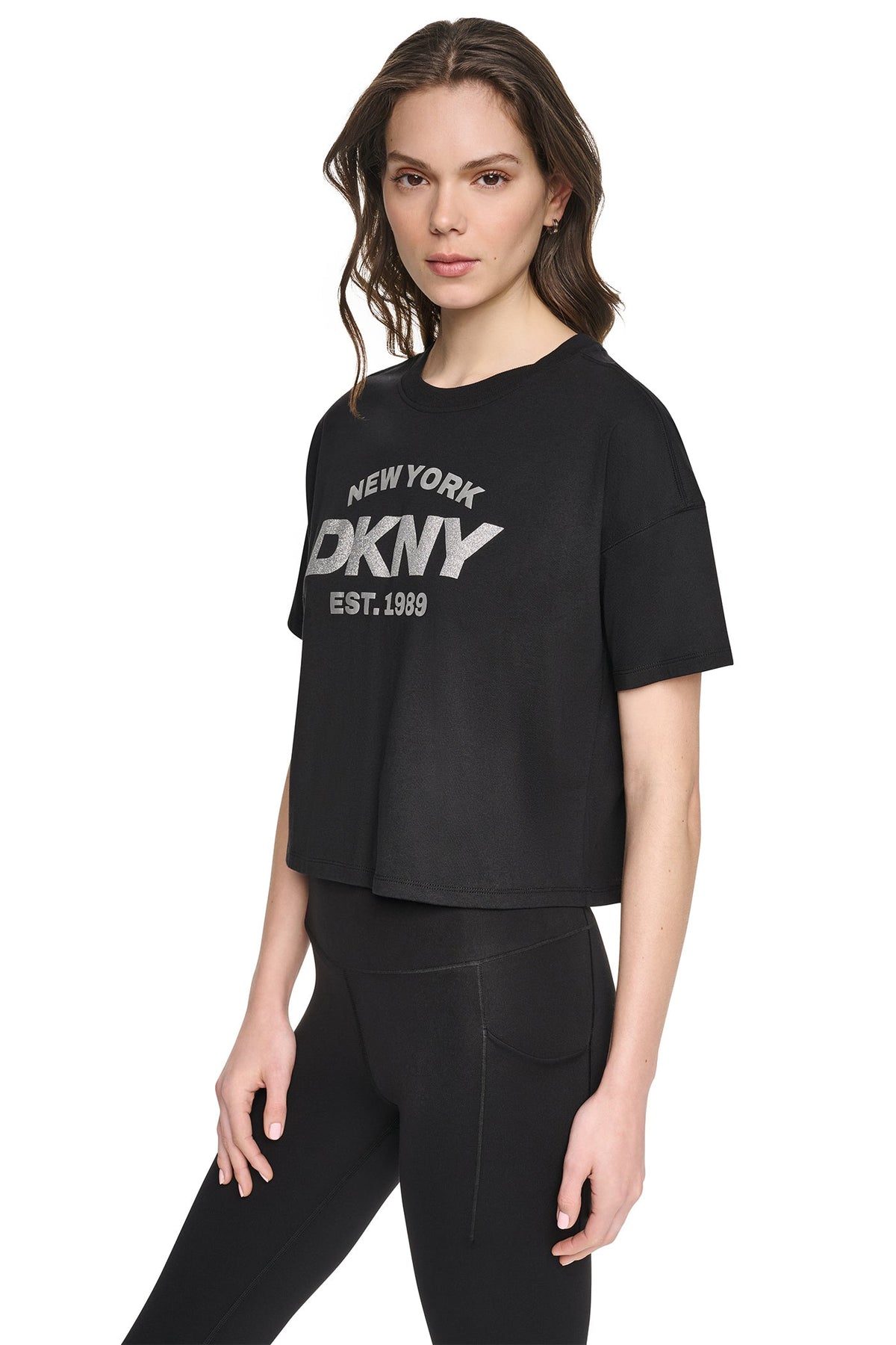 DKNY CROPPED METALLIC LOGO TEE