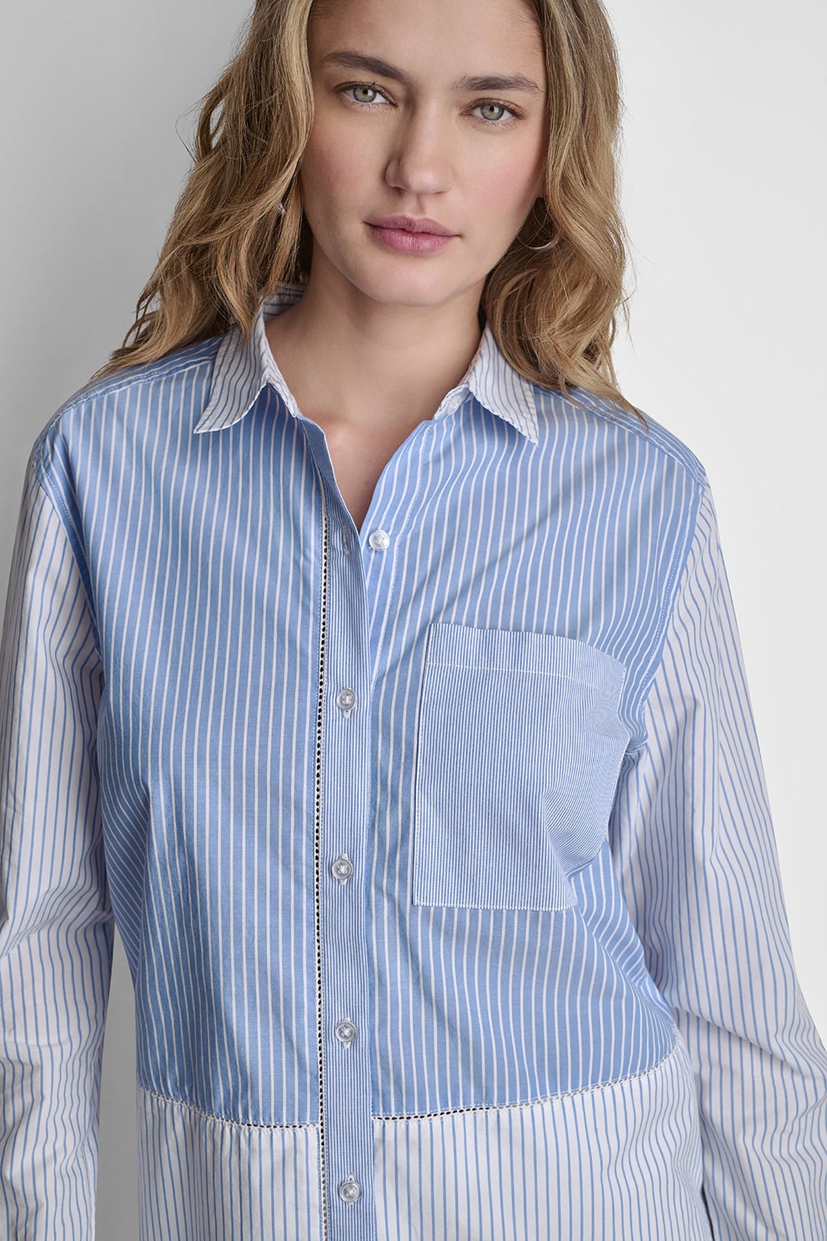DKNY POPLIN CLASSIC FIT SHIRT WITH MIXED STRIPES